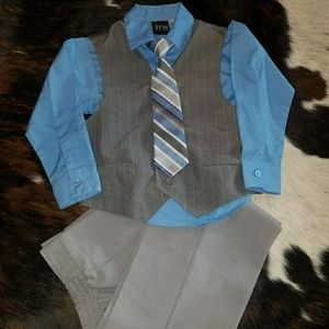 Boys 4 piece suit, 5